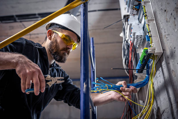 Best Electrical Outlet Repair  in Breese, IL